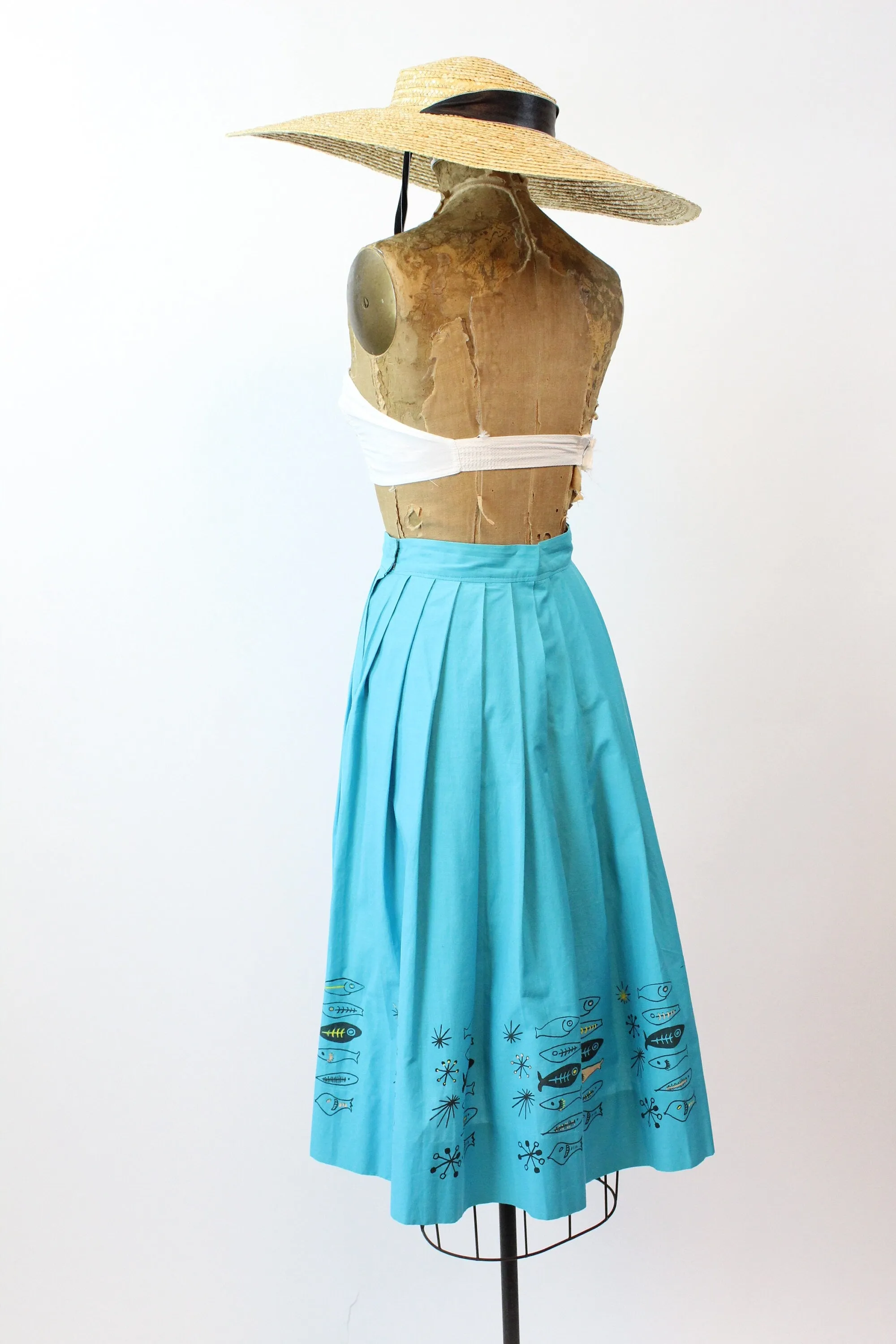 1950s FISH PRINT novelty print skirt xs | new spring summer