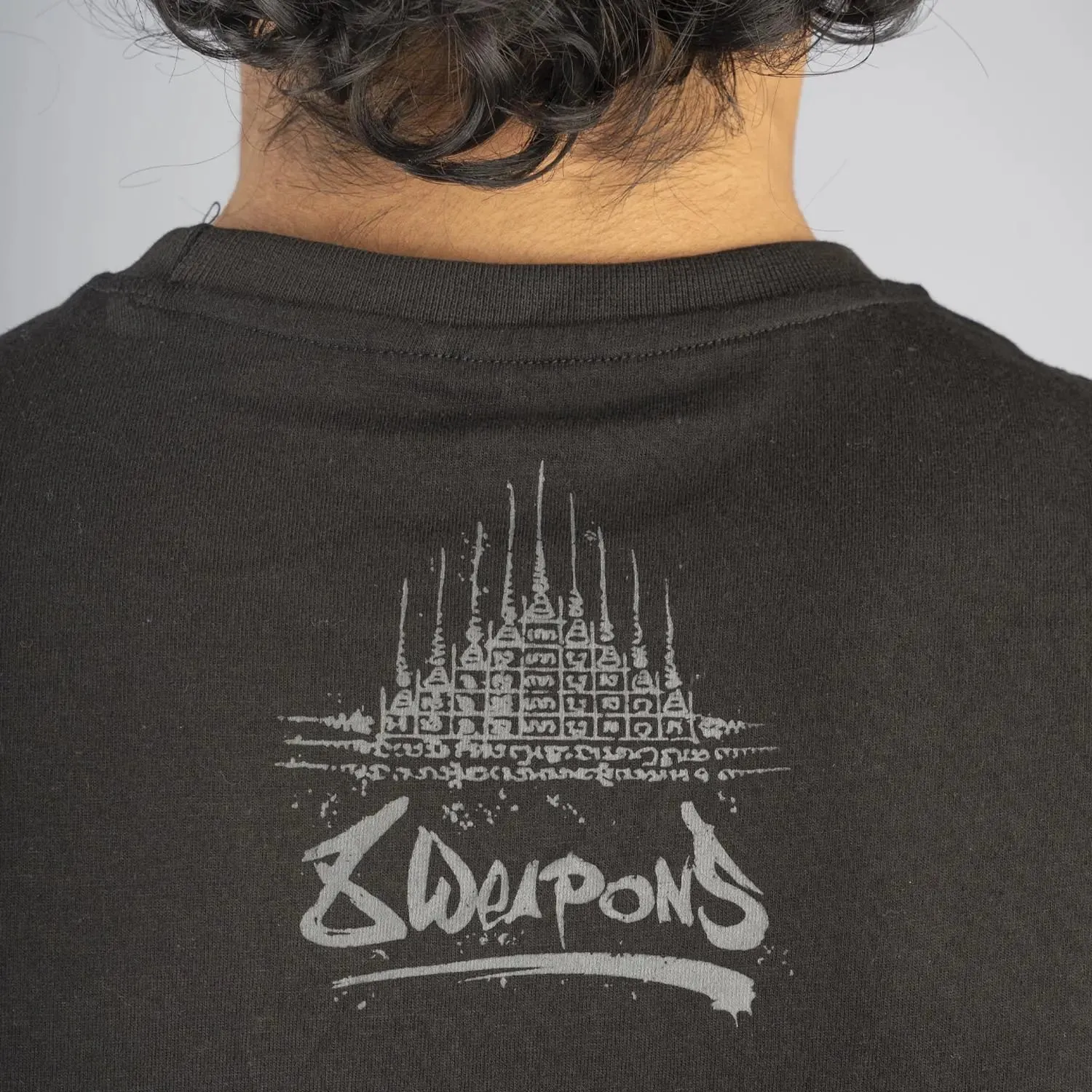 8 WEAPONS T-Shirt - Yantra