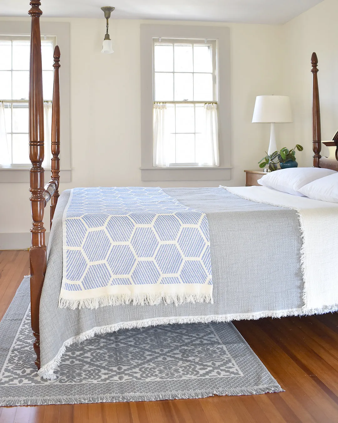 Atlas Cotton Throw - Royal Blue