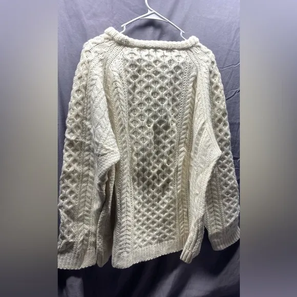Authentic Blarney Woollen Mills Hand-Knit Sweater - Size XL, Creamy Ivory!!