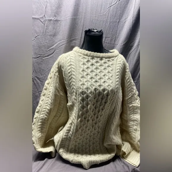 Authentic Blarney Woollen Mills Hand-Knit Sweater - Size XL, Creamy Ivory!!