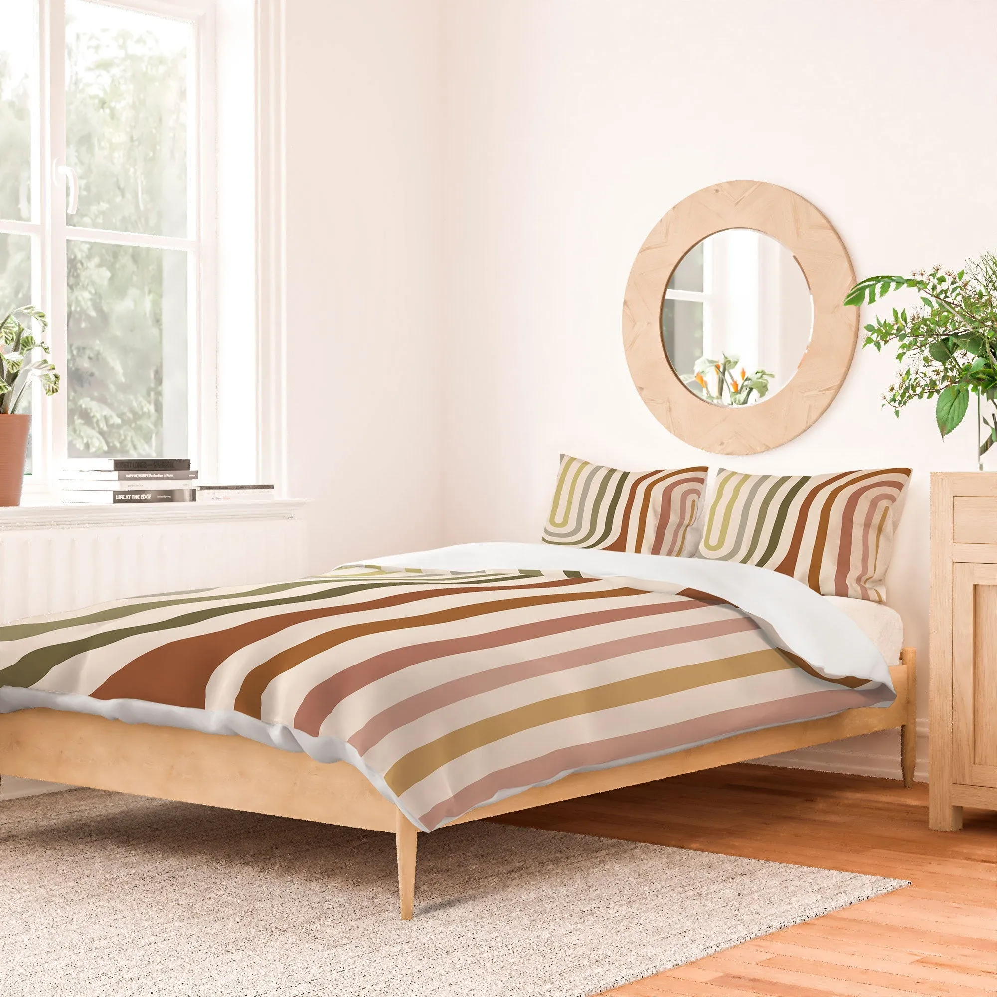 BOLD CURVATURE STRIPES I DUVET / COMFORTER