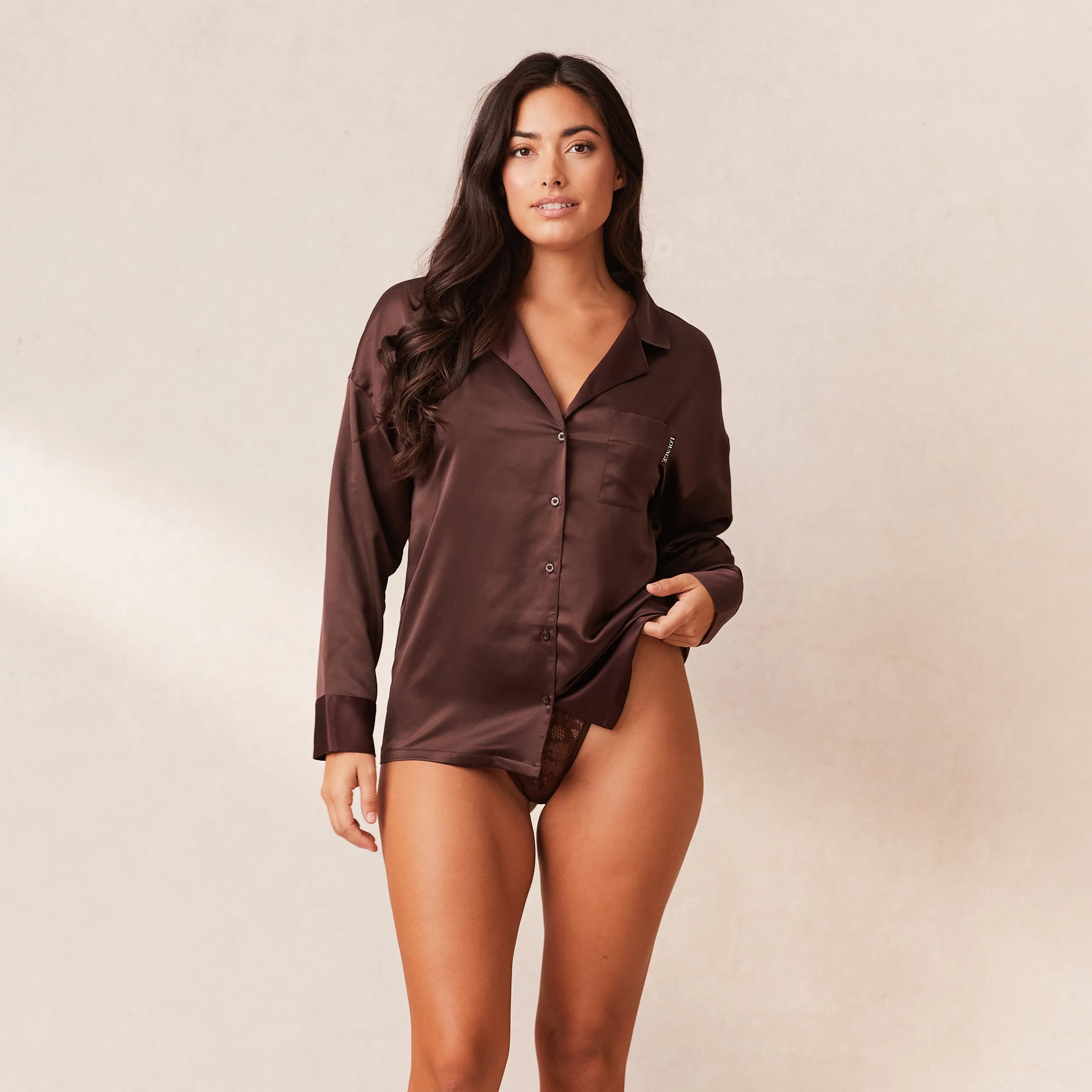 Classic Satin Schlafanzug Hemd - Schokolade