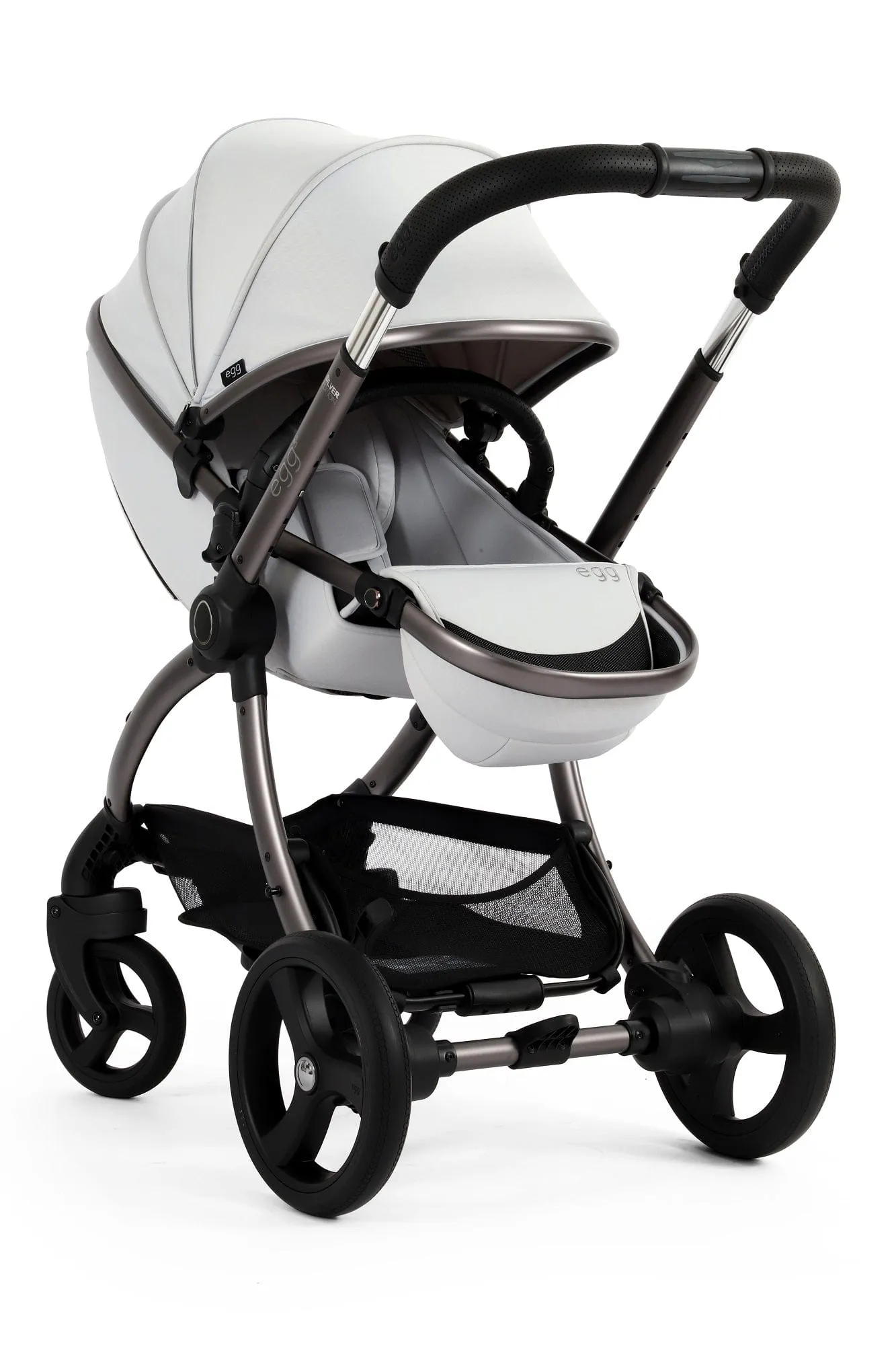 Egg 3 Luxury Cloud T i-Size Travel System - Houndstooth Silver