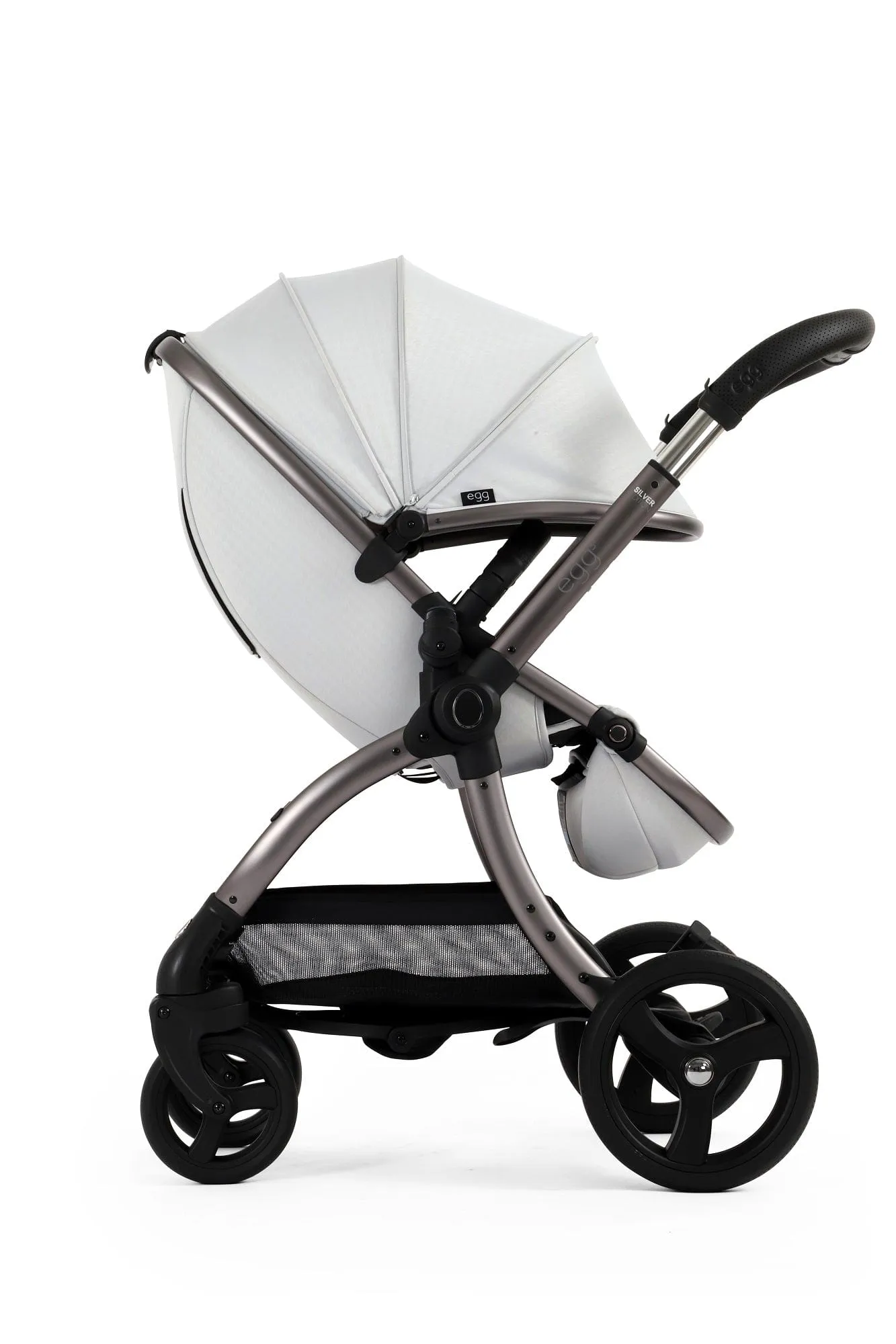 Egg 3 Luxury Cloud T i-Size Travel System - Houndstooth Silver