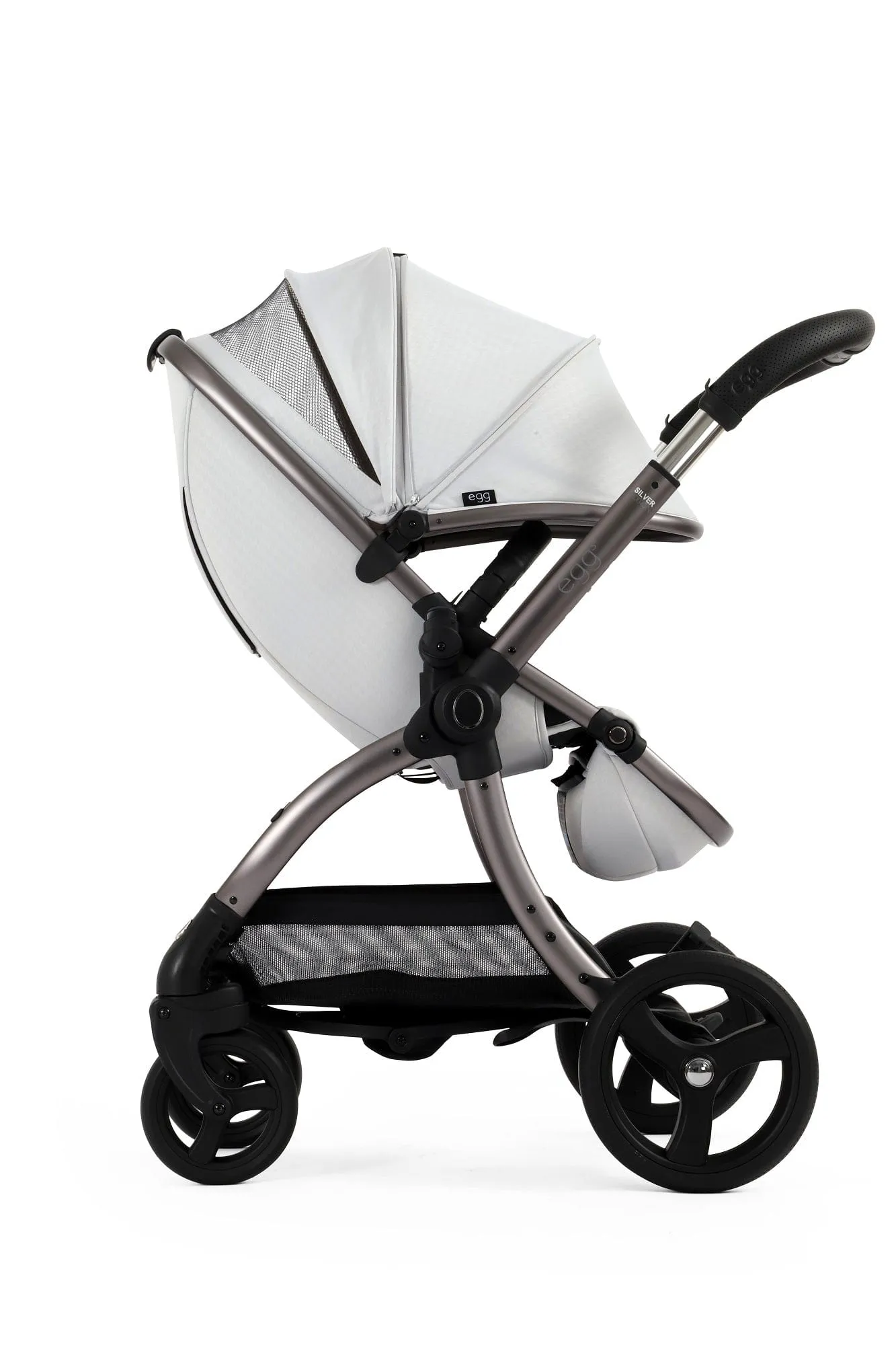 Egg 3 Luxury Cloud T i-Size Travel System - Houndstooth Silver