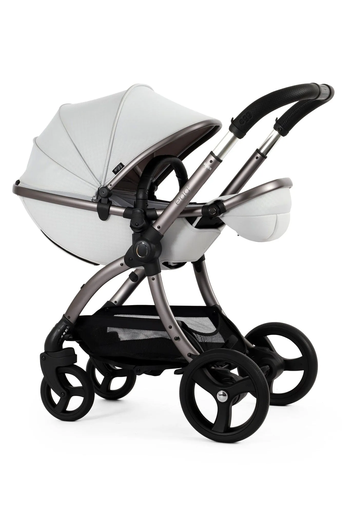 Egg 3 Luxury Cloud T i-Size Travel System - Houndstooth Silver
