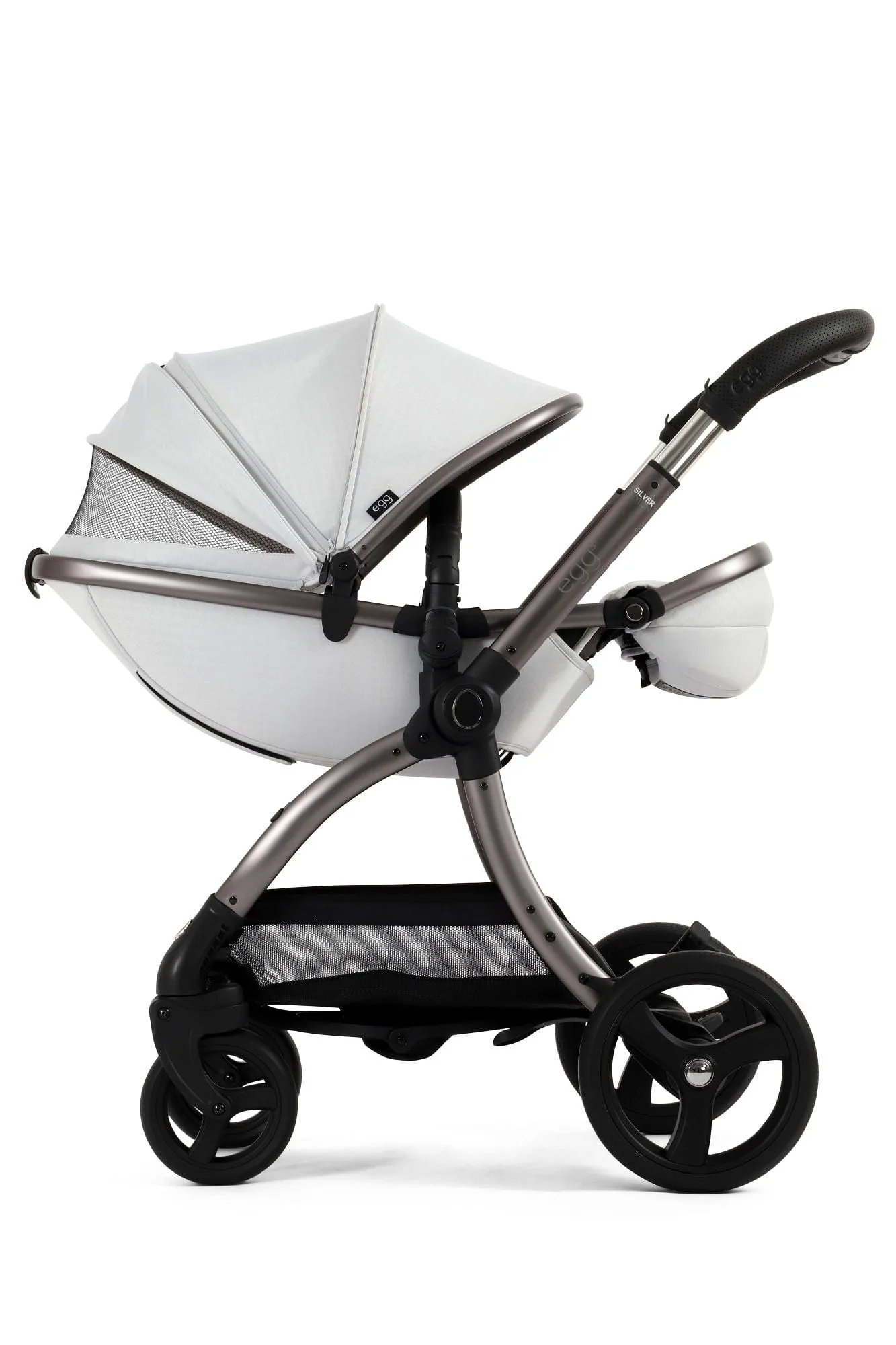 Egg 3 Luxury Cloud T i-Size Travel System - Houndstooth Silver