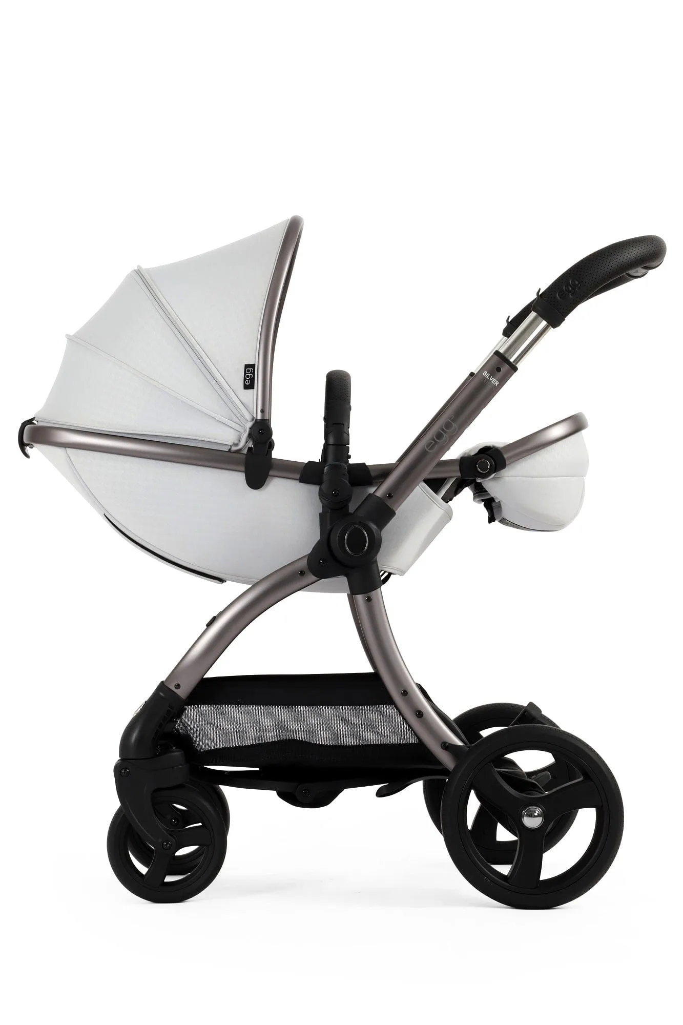 Egg 3 Luxury Cloud T i-Size Travel System - Houndstooth Silver