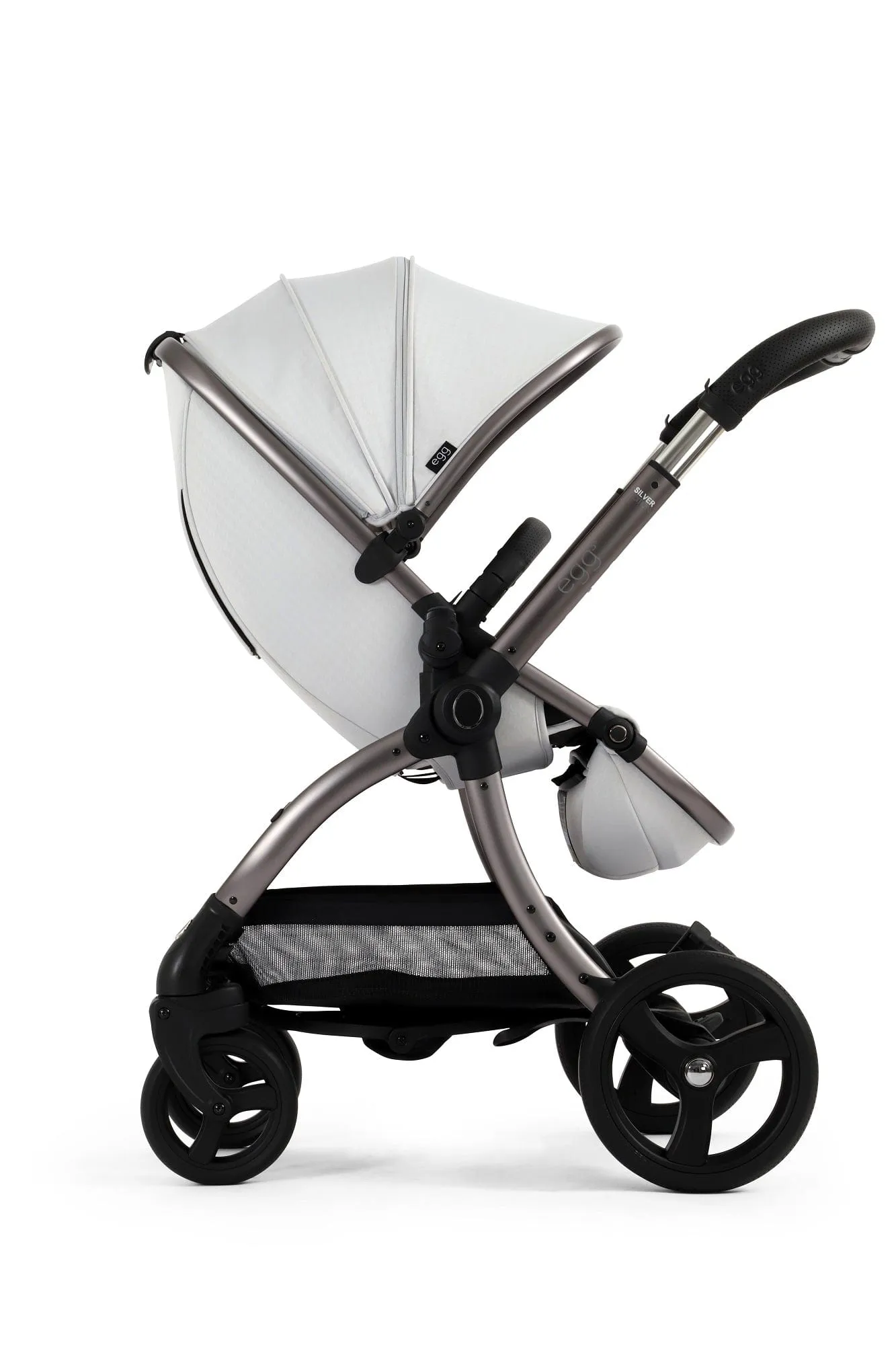 Egg 3 Luxury Cloud T i-Size Travel System - Houndstooth Silver