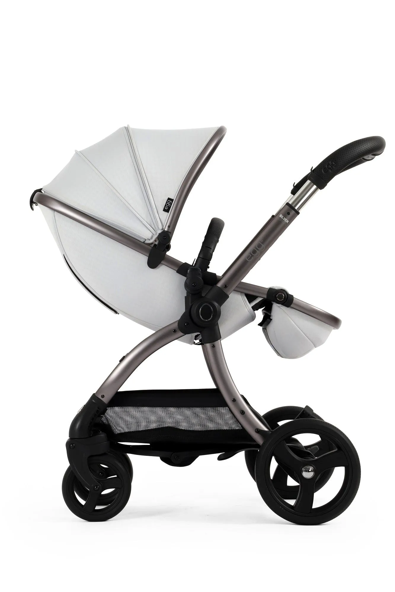 Egg 3 Luxury Cloud T i-Size Travel System - Houndstooth Silver