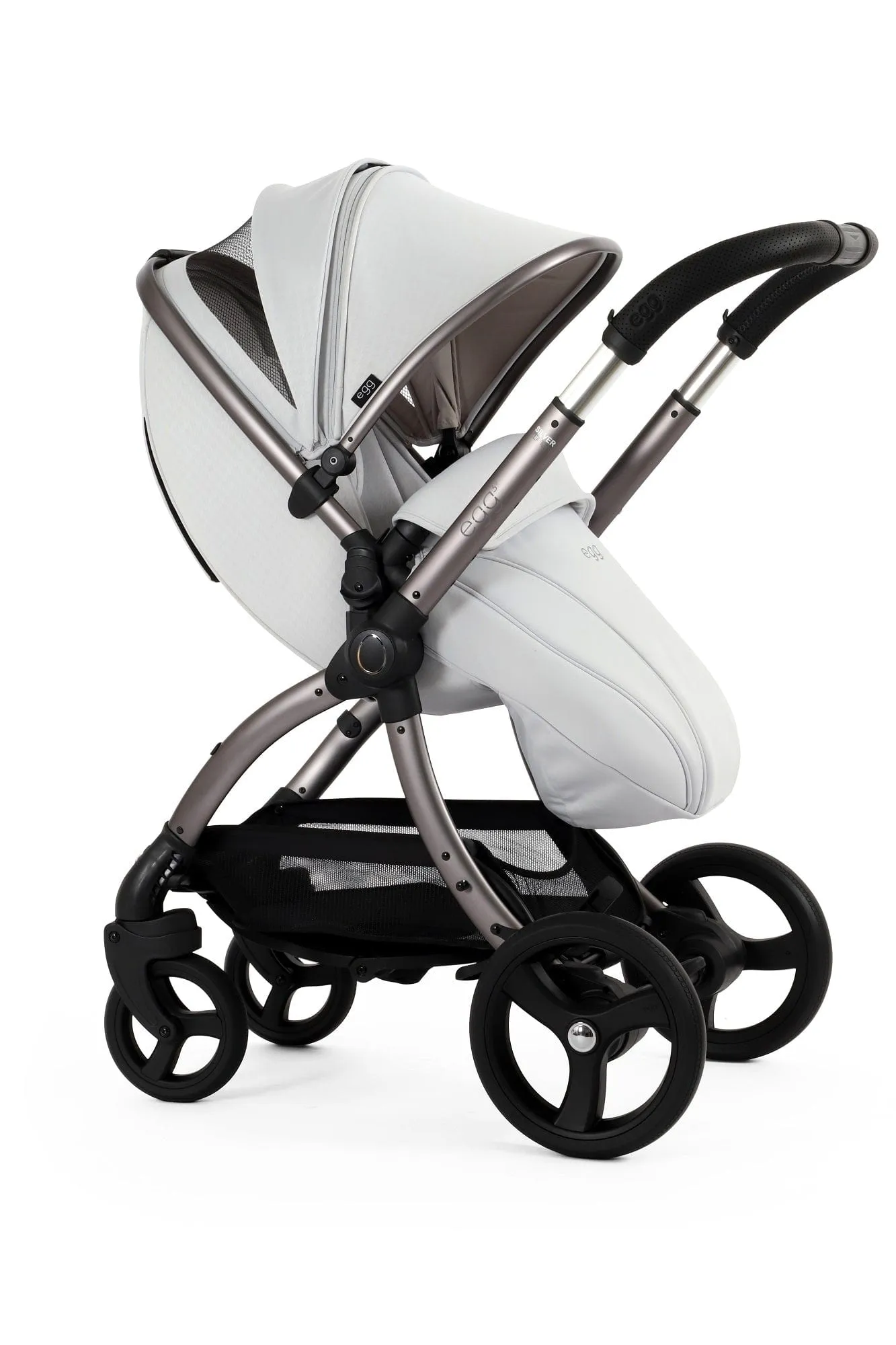 Egg 3 Luxury Cloud T i-Size Travel System - Houndstooth Silver