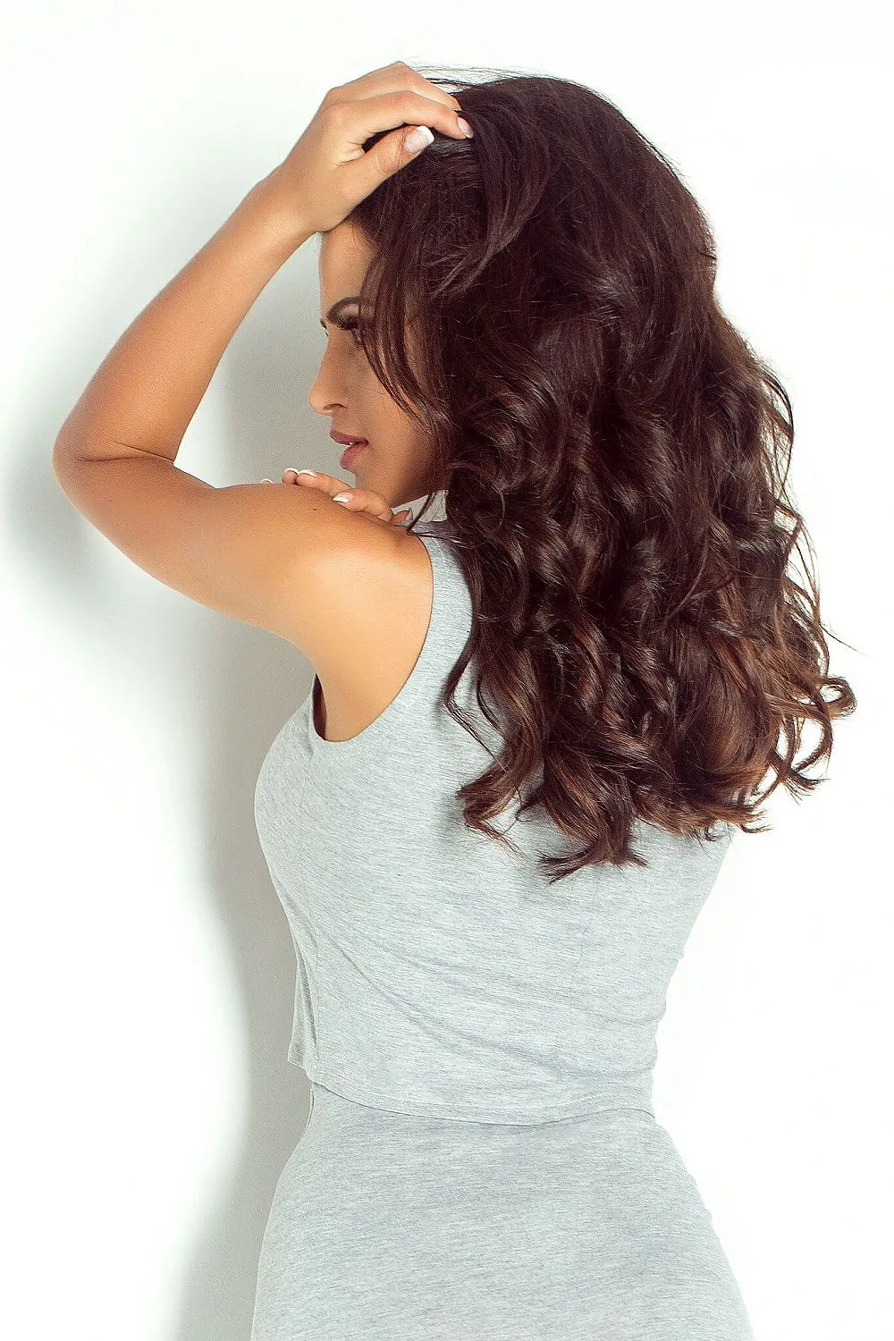 Elegant Minimalist Fitted Crop Top