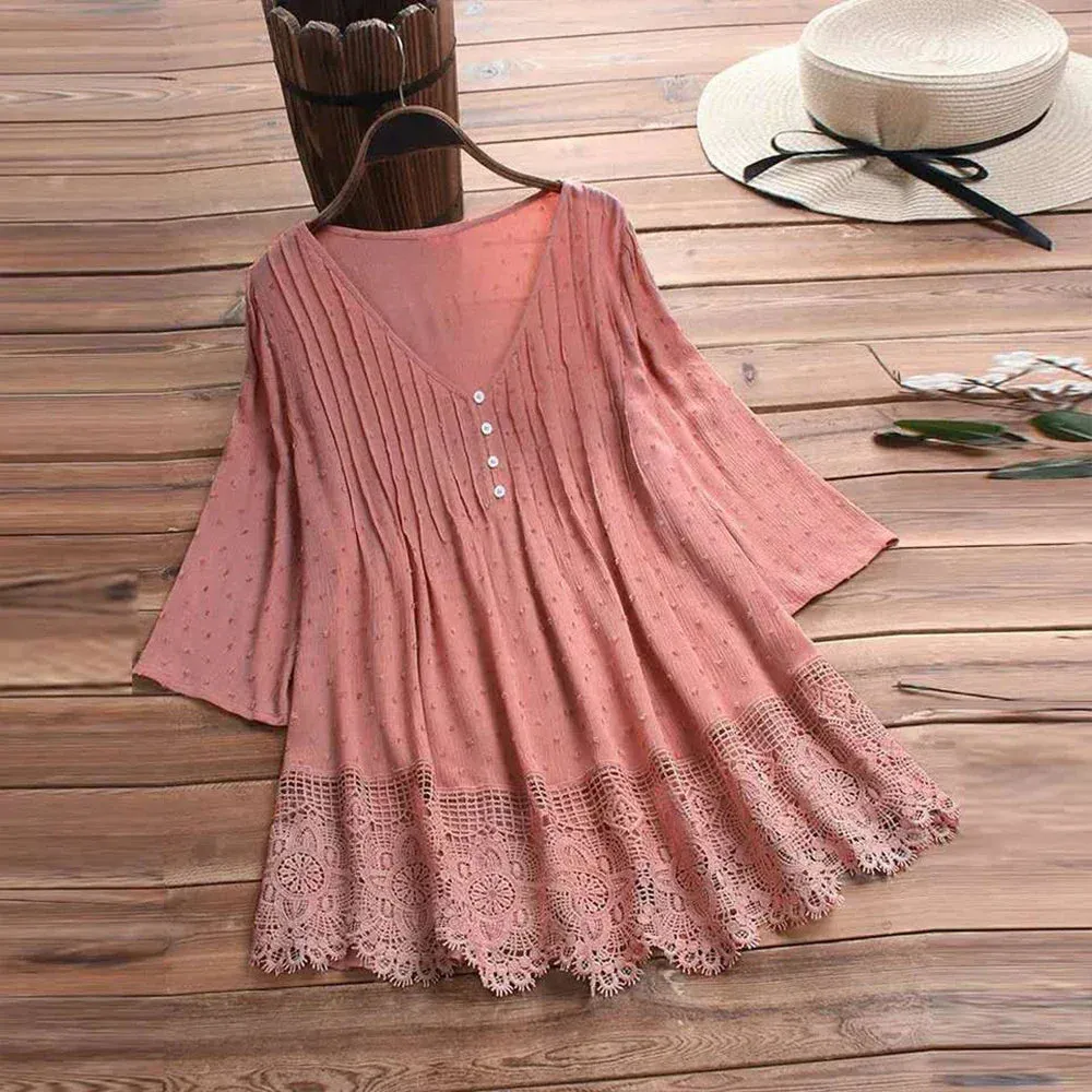Emily™ - Retro Chic Lace Top