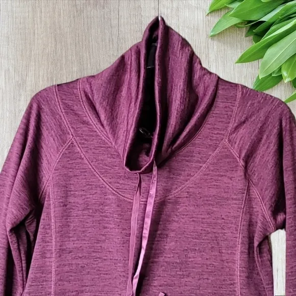 Kuhl Lea Pullover Sweatshirt size small rosewood women's NWT cowl neck