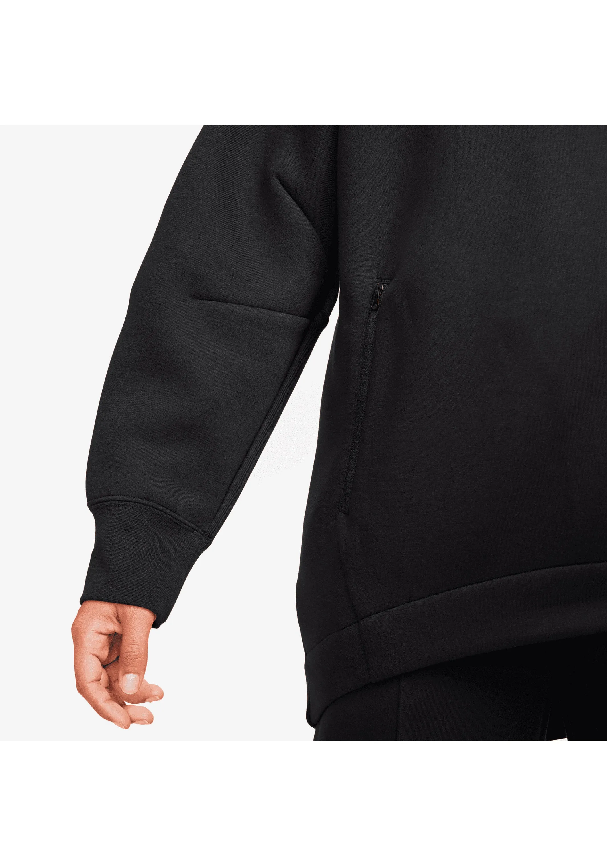Nike Women’s Sportswear Tech Fleece