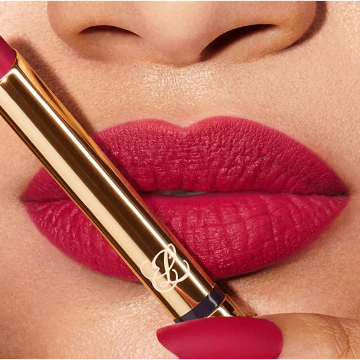 Pure Color Explicit Silk Matte Lipstick