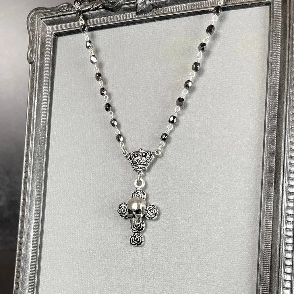 Rose and Skull Short Rosary Necklace
