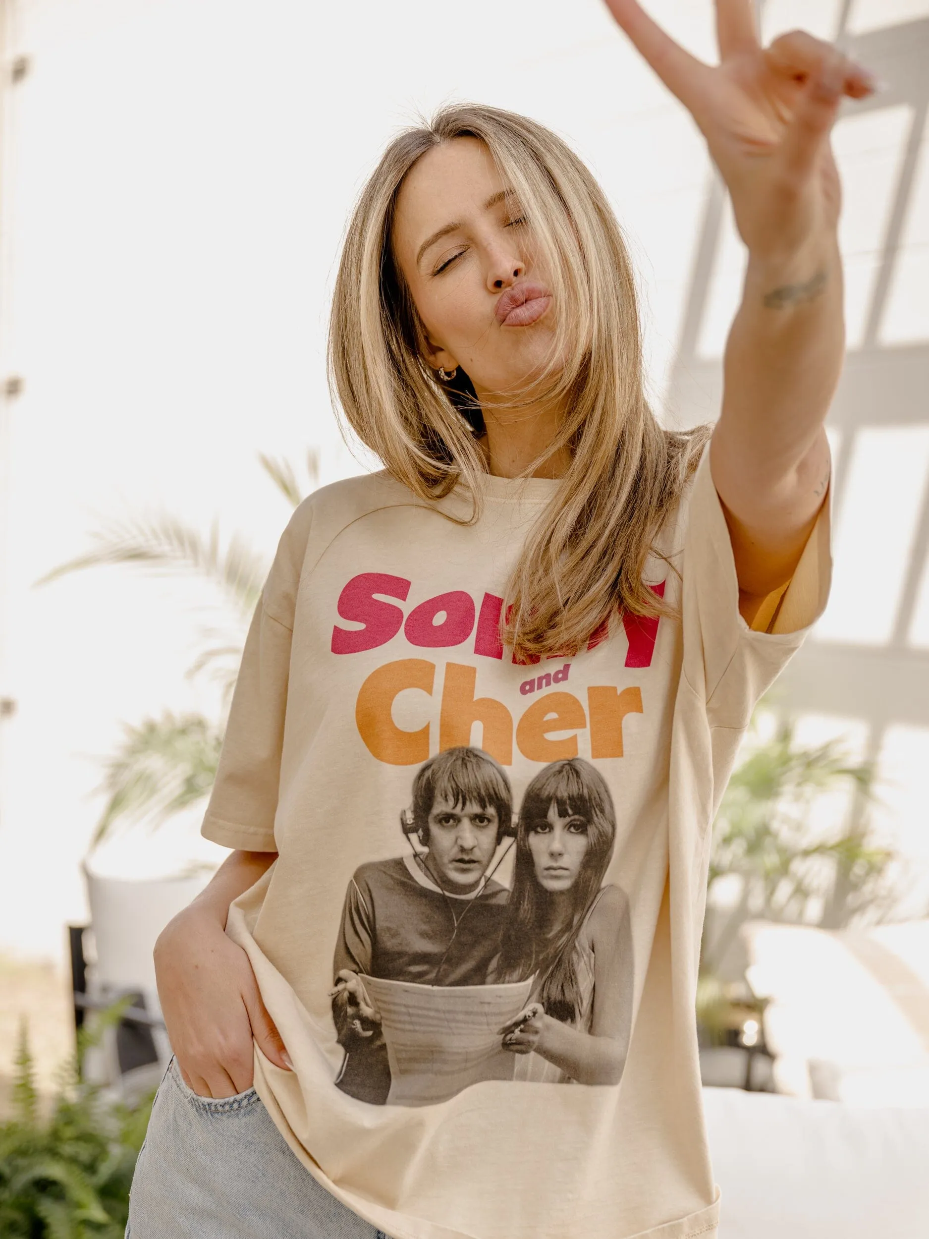 Sonny & Cher Bold Off White Hi-Dive Tee