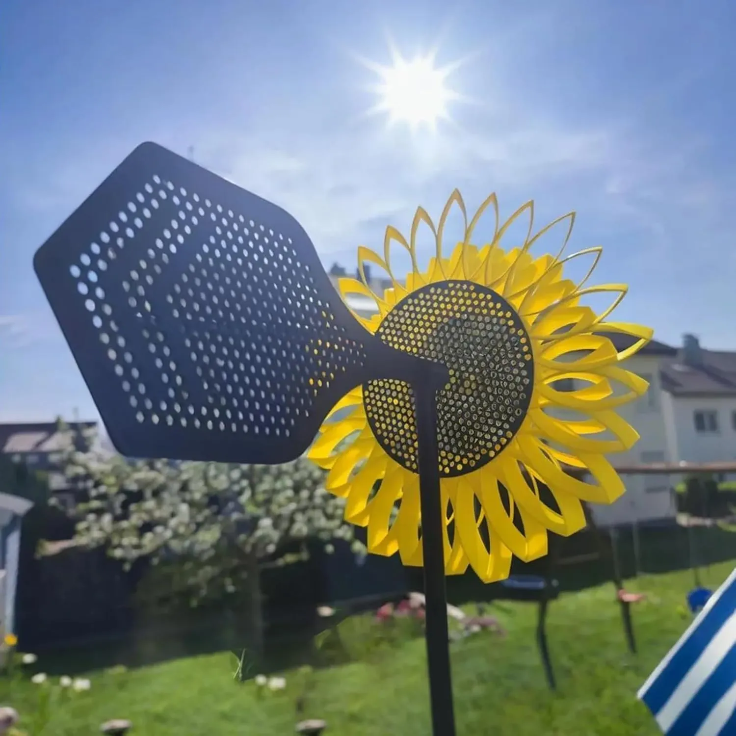 Sunflower & Daffodil Spin Magic Self-Adjusting Wind Turbines