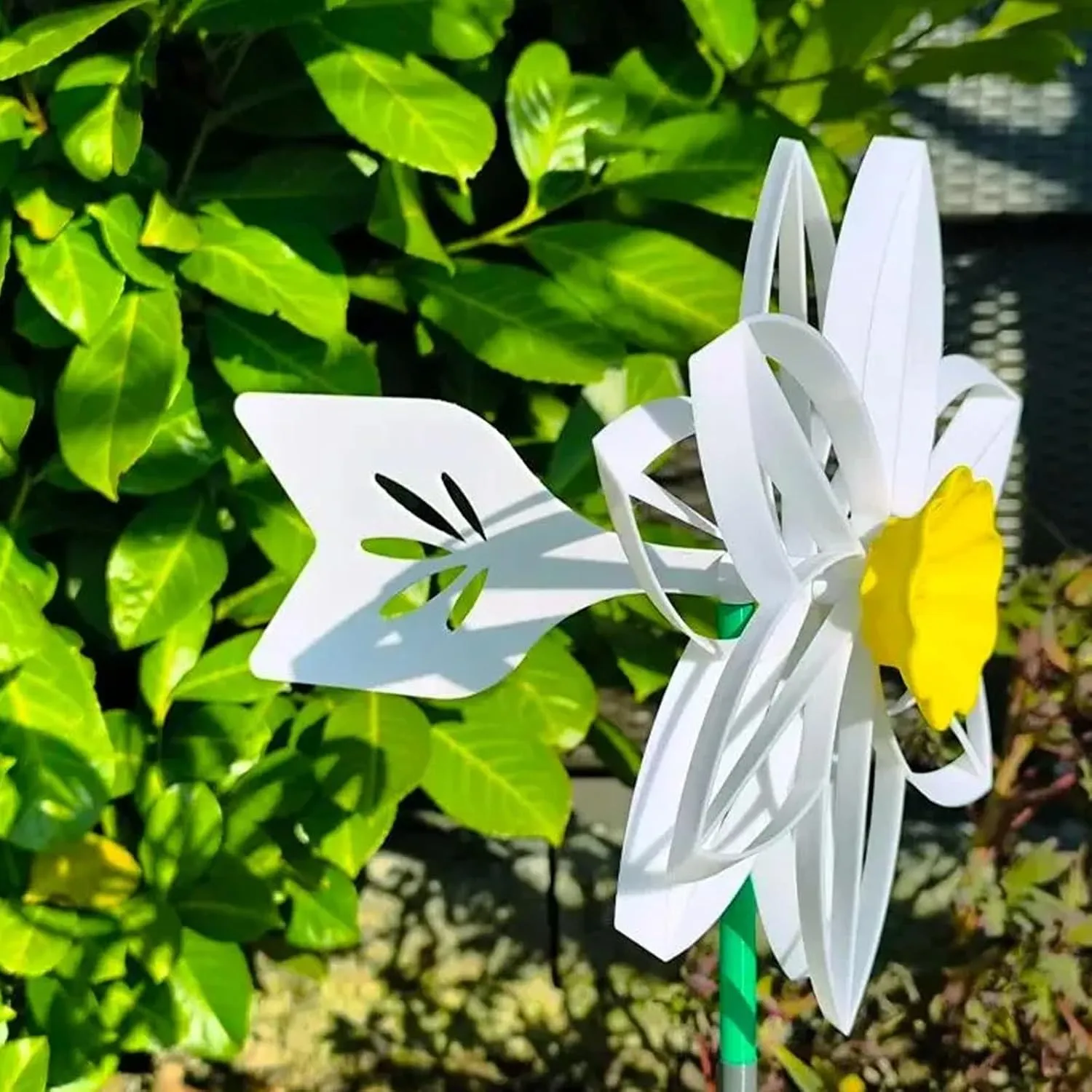 Sunflower & Daffodil Spin Magic Self-Adjusting Wind Turbines