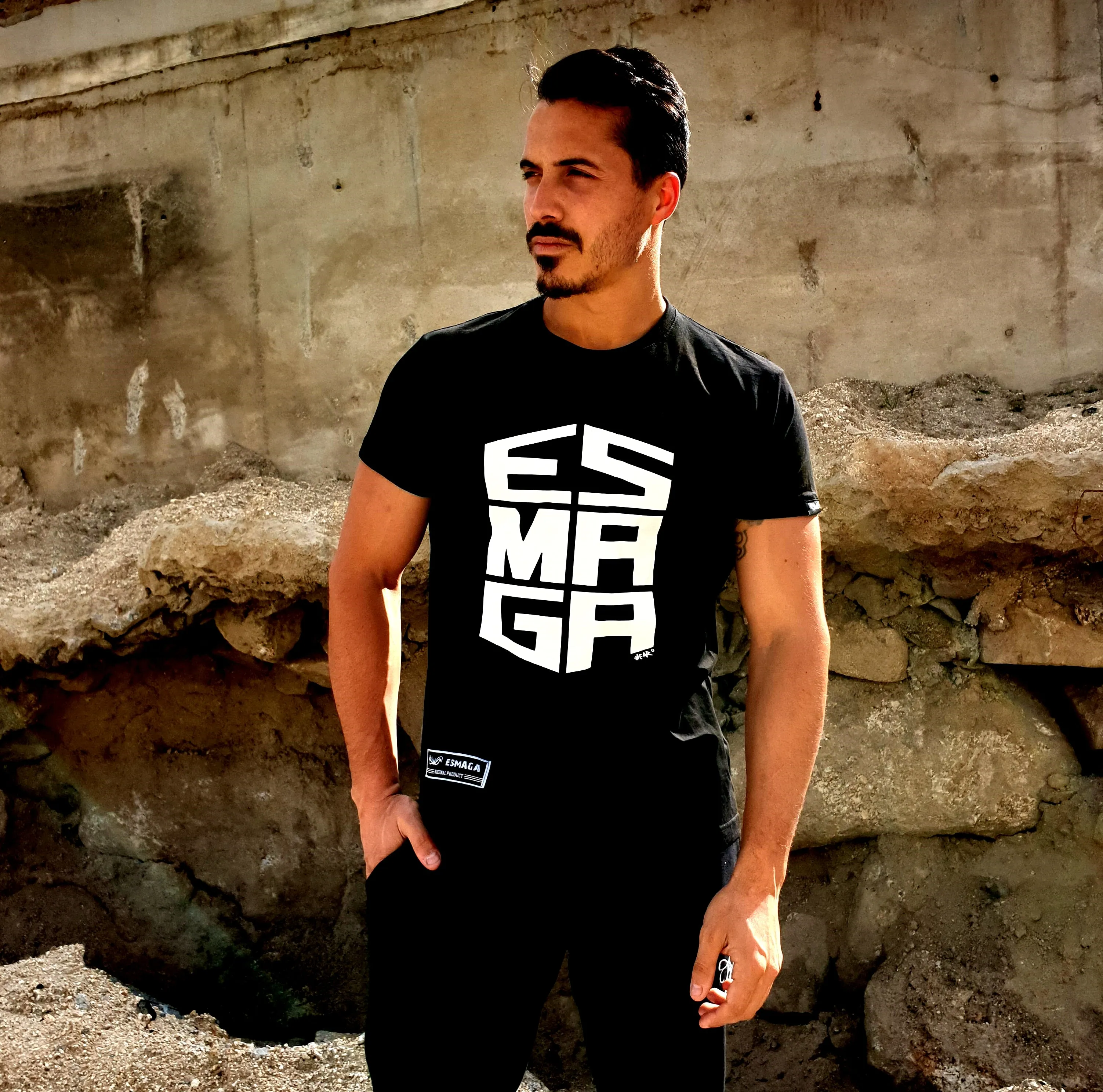 T-Shirt ESMAGA