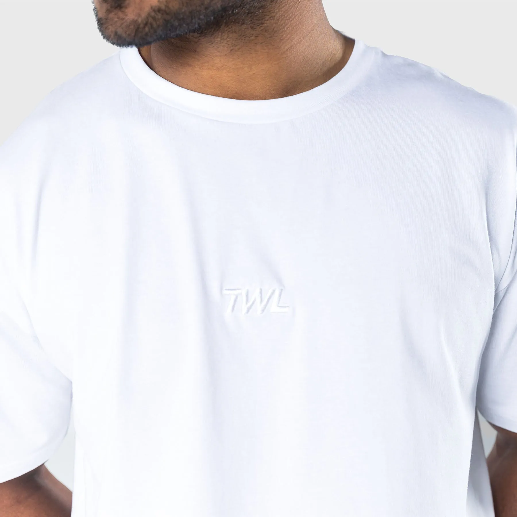 TWL - OVERSIZED T-SHIRT - TRIPLE WHITE