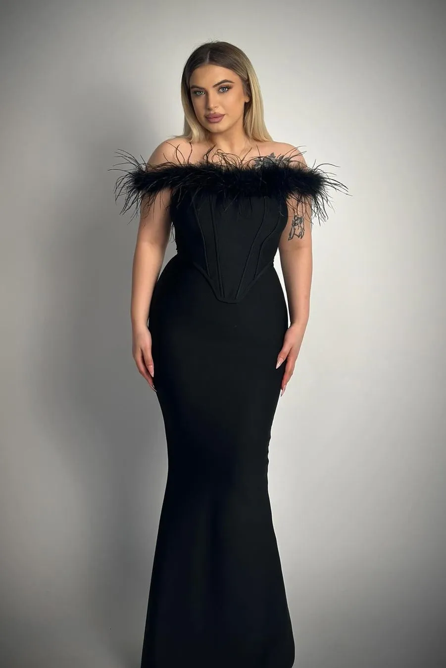 Xuliy Feather Maxi Bandage Dress
